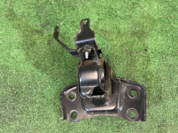 左发动机支撑胶 TOYOTA PRIUS OEM 12372-37110 ZVW30 2013 2ZRFXE