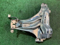 支架 Инвертора TOYOTA PRIUS OEM G9110-47011 ZVW30 2013 SILVER 1F7