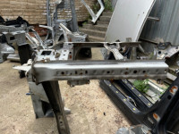 右サイドメンバー SUBARU LEGACY OEM 51615AE180 BH5 2000 WHITE 51E, 96H