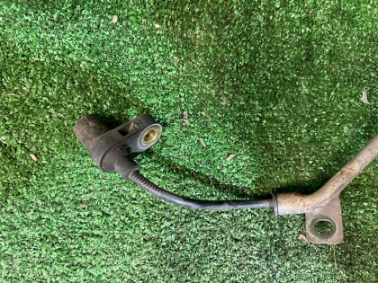 Sensor ABS traseiro direito SUBARU LEGACY OEM 27540AE040 BH5 2002 EJ206 AT