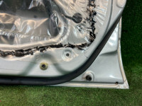 ประตูหน้าขวา цвет 01G SUBARU LEGACY OEM 60009AE000 BH5 2002 SILVER 01G