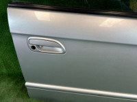 ประตูหน้าขวา цвет 01G SUBARU LEGACY OEM 60009AE000 BH5 2002 SILVER 01G