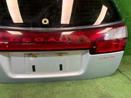 Porta da bagageira цвет 01G SUBARU LEGACY OEM 60800AE040 BH5 2002 SILVER 01G