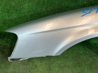 Left front fender цвет 01G SUBARU LEGACY OEM 57120AE011 BH5 2002 SILVER 01G