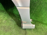 Left front fender цвет 01G SUBARU LEGACY OEM 57120AE011 BH5 2002 SILVER 01G