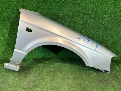 右前翼子板 цвет 01G SUBARU LEGACY OEM 57120AE001 BH5 2002 SILVER 01G