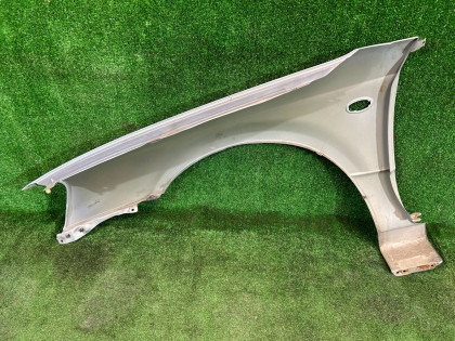 右前翼子板 цвет 01G SUBARU LEGACY OEM 57120AE001 BH5 2002 SILVER 01G