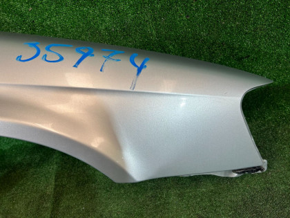 右前翼子板 цвет 01G SUBARU LEGACY OEM 57120AE001 BH5 2002 SILVER 01G