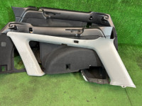 Tapizado del maletero SUBARU LEGACY OEM 94047AE020NS 94047AE030NS 95066AE010ML BH5 2002 SILVER 01G