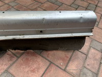 Embaladeira esquerda металл SUBARU LEGACY OEM 51415AE031 BH5 2002 SILVER 01G
