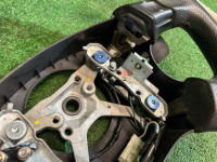 Volante MOMO STI с лепестками. SUBARU LEGACY OEM 34311AE100 BH5 2002 SILVER 01G