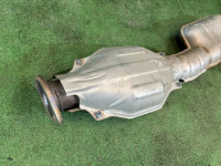中間マフラー катализатор SUBARU LEGACY OEM 44200AE120 BH5 2002 EJ206 AT