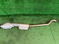 中間マフラー катализатор SUBARU LEGACY OEM 44200AE120 BH5 2002 EJ206 AT