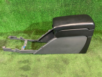 Porta-luvas e apoio de braço высокий SUBARU LANCASTER OEM 92111AE010AC BHE BH9 2003 GREEN / GREY 1U6