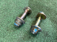 น็อตปรับศูนย์ล้อหลัง 901700122 902350006 903100171 20560AA011 SUBARU LANCASTER