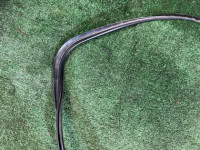 คิ้วกระจกหน้า SUBARU LANCASTER OEM 65058AE000 BH9 2003 GREEN / GREY 1U6