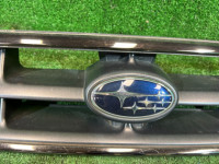 フロントグリル SUBARU LANCASTER OEM 91121AE240 BH9 BHE 2003 GREEN / GREY 1U6