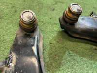 ปีกนกหน้า SUBARU LANCASTER OEM 20202AE000 20202AE010 BHE BH9 2003 EJ254 AT