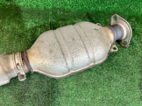 Centre exhaust section SUBARU LANCASTER OEM 44200AE050 BH9 2003 EJ254 AT