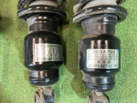 Amortecedores SUBARU LANCASTER OEM 20310AE340 20310AE350 20330AE100 20365AE130 BHE BH9 2003 EJ254 AT