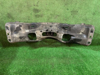 フロントメンバー SUBARU LANCASTER OEM 20101AE013 BHE BEE 2001 EZ30 AT