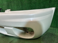 Front bumper WHITE PEARL 07C SUBARU LANCASTER OEM 57703AE230MQ BHE BH9 2001 WHITE PEARL 07C / 081