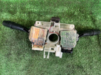 Блок подрулевых переключателей оптитрон SUBARU LANCASTER OEM 83111AE050 BHE BH9 BH5 BE5 BE9 BEE 2001 EZ30 AT