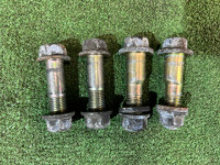 Parafusos de camber dianteiros SUBARU LANCASTER OEM 20540AA090 BHE BH9 BH5 BE5 BE9 BEE 2001 EZ30 AT