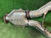 Catalisador коллектор выпускной SUBARU LANCASTER OEM 44101AE050, 44101AE040 BHE BEE 2001 EZ30 AT