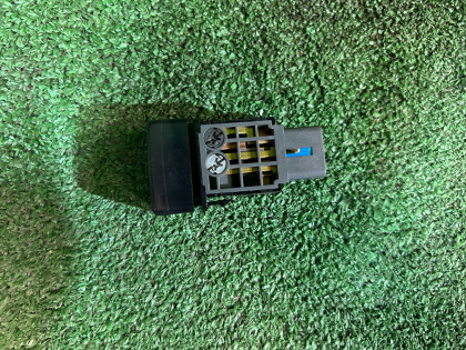 Fog light switch SUBARU LANCASTER OEM 83001AE000 BHE BH9 BH5 BE5 BE9 BEE 2001 EZ30 AT