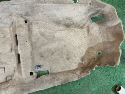 Moqueta SUBARU LANCASTER OEM 95011AE131GG BHE BH9 BH5 2001 WHITE PEARL 07C / 081