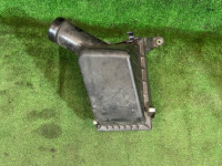 Air filter housing под СВАП SUBARU LANCASTER OEM 46052AE000 46051AE000 BHE BEE 2001 EZ30 AT