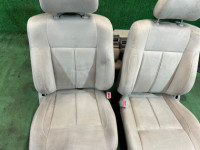 座椅总成 SUBARU LANCASTER OEM 64010AE700GE, 64010AE710GE, 64221AE130GE, 64231AE360GE BHE BH9 BH5 2001 WHITE PEARL 07C / 081