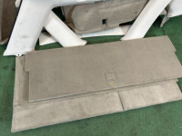 トランクトリム SUBARU LANCASTER OEM 95066AE020GG, 95066AE030GG, 95073AE000GG, 95067AE050GG BHE BH9 2001 WHITE PEARL 07C / 081