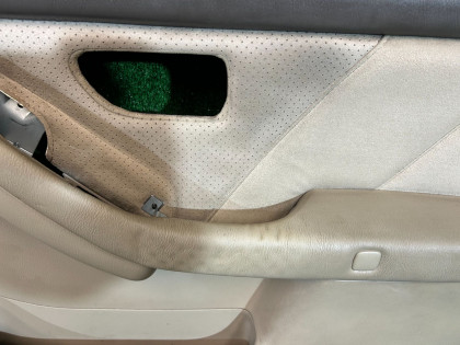 Painéis de porta SUBARU LANCASTER OEM 94210AE600AD, 94210AE610AD, 94220AE420AD, 94220AE430AD BHE BH9 BH5 2001 WHITE PEARL 07C / 081