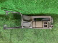 ที่วางแก้ว SUBARU LANCASTER OEM 66150AE020DG, 92132AE000DG BHE BH9 BH5 2001 WHITE PEARL 07C / 081