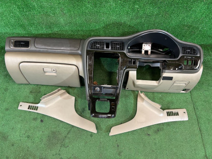 คอนโซลหน้า в сборе 66045AE000DG 66180AE000 SUBARU LANCASTER