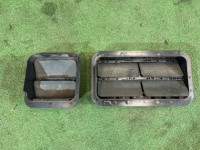 ช่องระบายอากาศตัวถัง SUBARU LANCASTER OEM 72651AE000 72651AE010 BH9 2003 GREEN / GREY 1U6