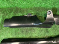 Fixação da alcatifa SUBARU LANCASTER OEM 94060AE040 94060AE050 94061AE020 94061AE030 BHE 2001 WHITE PEARL 07C / 081