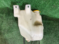 Depósito do lava-vidros SUBARU LANCASTER OEM 86610AE010 BHE BH9 BH5 BE5 BE9 BEE 2001 EZ30 AT