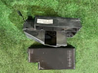 Caixa de fusíveis SUBARU LANCASTER OEM 82231AE060 BHE 2001 EZ30 AT