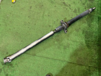 Veio de transmissão SUBARU LANCASTER OEM 27111AE120 BHE 2001 EZ30 AT