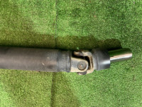 Veio de transmissão SUBARU LANCASTER OEM 27111AE120 BHE 2001 EZ30 AT