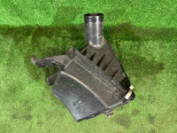 Корпус воздушного фильтра под СВАП SUBARU LANCASTER OEM 46052AE000 46051AE000 BHE BEE 2001 EZ30 AT