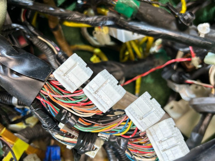 ชุดสายไฟ SUBARU LANCASTER OEM 81401AE760, 81501AE170 BHE 2001 EZ30 AT