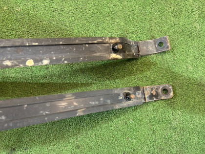 Fuel tank straps SUBARU LANCASTER OEM 42017AE010 42017AE000 BH9 BHE BH6 2001 EZ30 AT