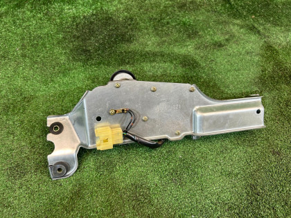 Моторчик заднего дворника SUBARU LANCASTER OEM 86511AE010 BH9 2001 EZ30 AT