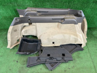 Revestimento da bagageira тюнинг SUBARU LANCASTER OEM 95066AE020GG, 95066AE030GG, 95073AE000GG, 95067AE050GG BHE BH9 2001 BLUE / GREY 1U3