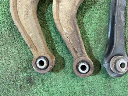 Brazos de suspensión traseros SUBARU LANCASTER OEM 20250AE030, 20250AE050, 20250AE010, 20250AE000 BHE BH9 2001 EZ30 AT
