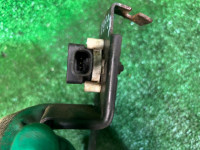 Sensor dianteiro de nivelamento dos faróis SUBARU LEGACY OEM 84021AG000 BP5 2007